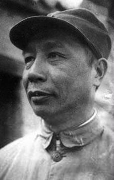 陈士榘1927年9月,陈士榘随军参加由毛泽东领导的湘赣